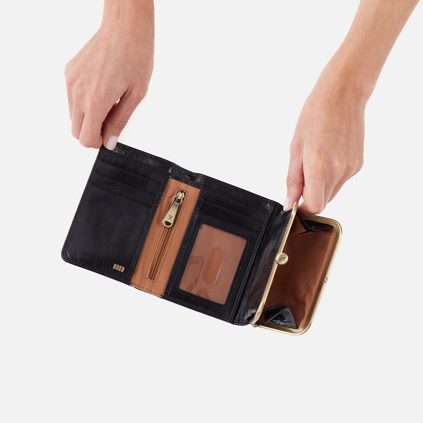 
                  
                    HOBO | Robin Wallet | Black
                  
                