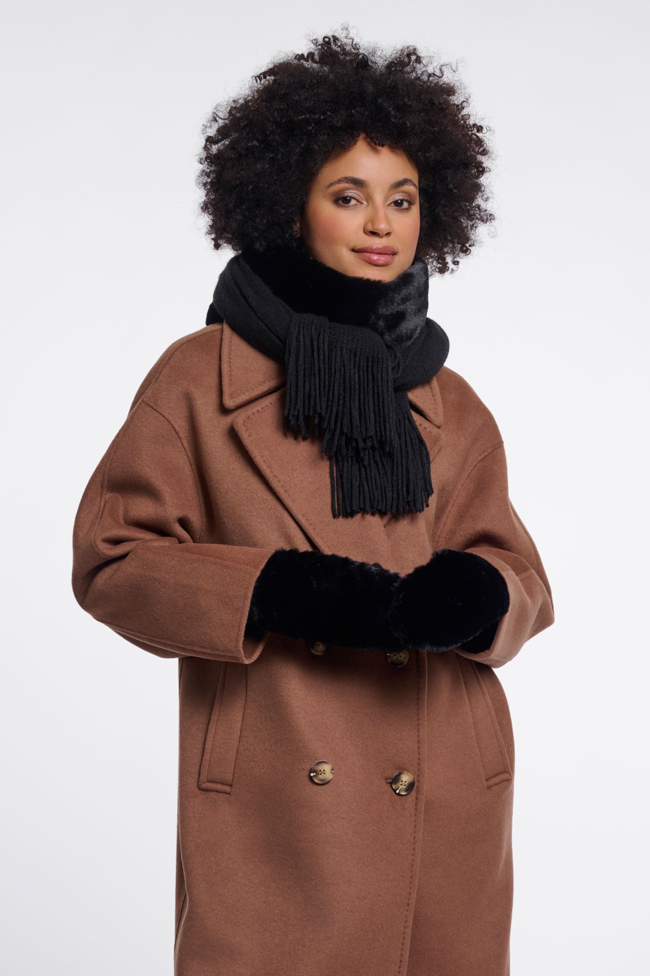 
                  
                    Rino&Pelle | Vlien Scarf
                  
                
