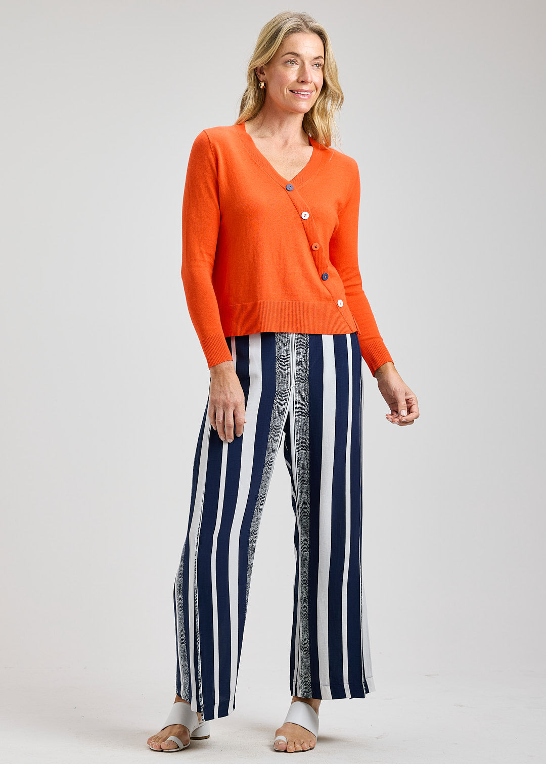 
                  
                    Zaket & Plover | Button Angle Sweater | 8402
                  
                