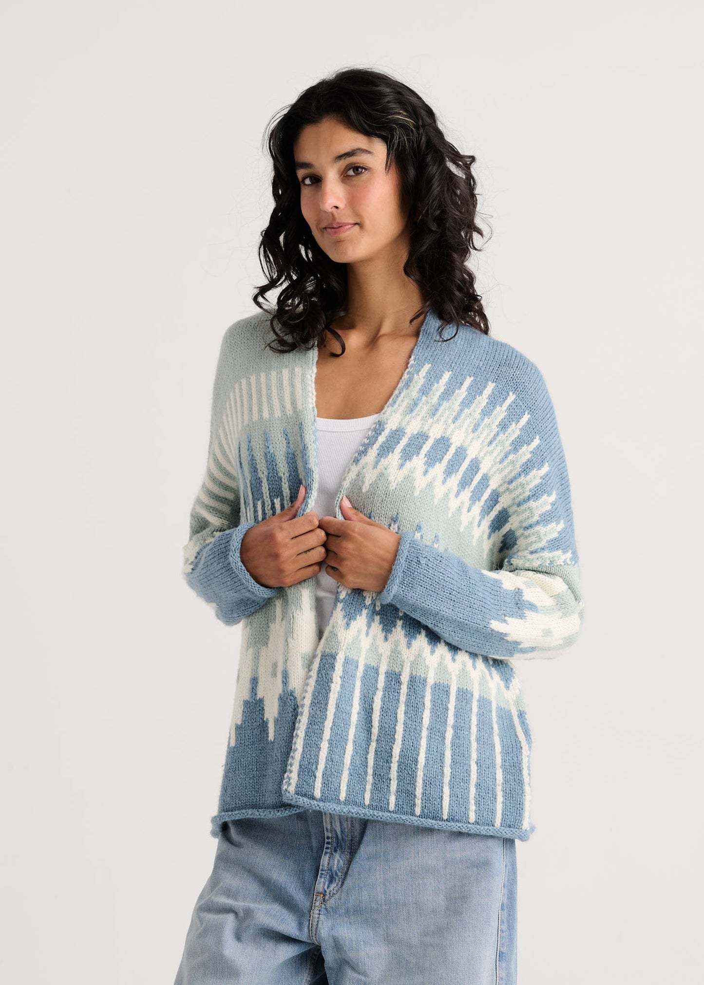 
                  
                    Zaket & Plover | Jacquard Cardi | 8505
                  
                