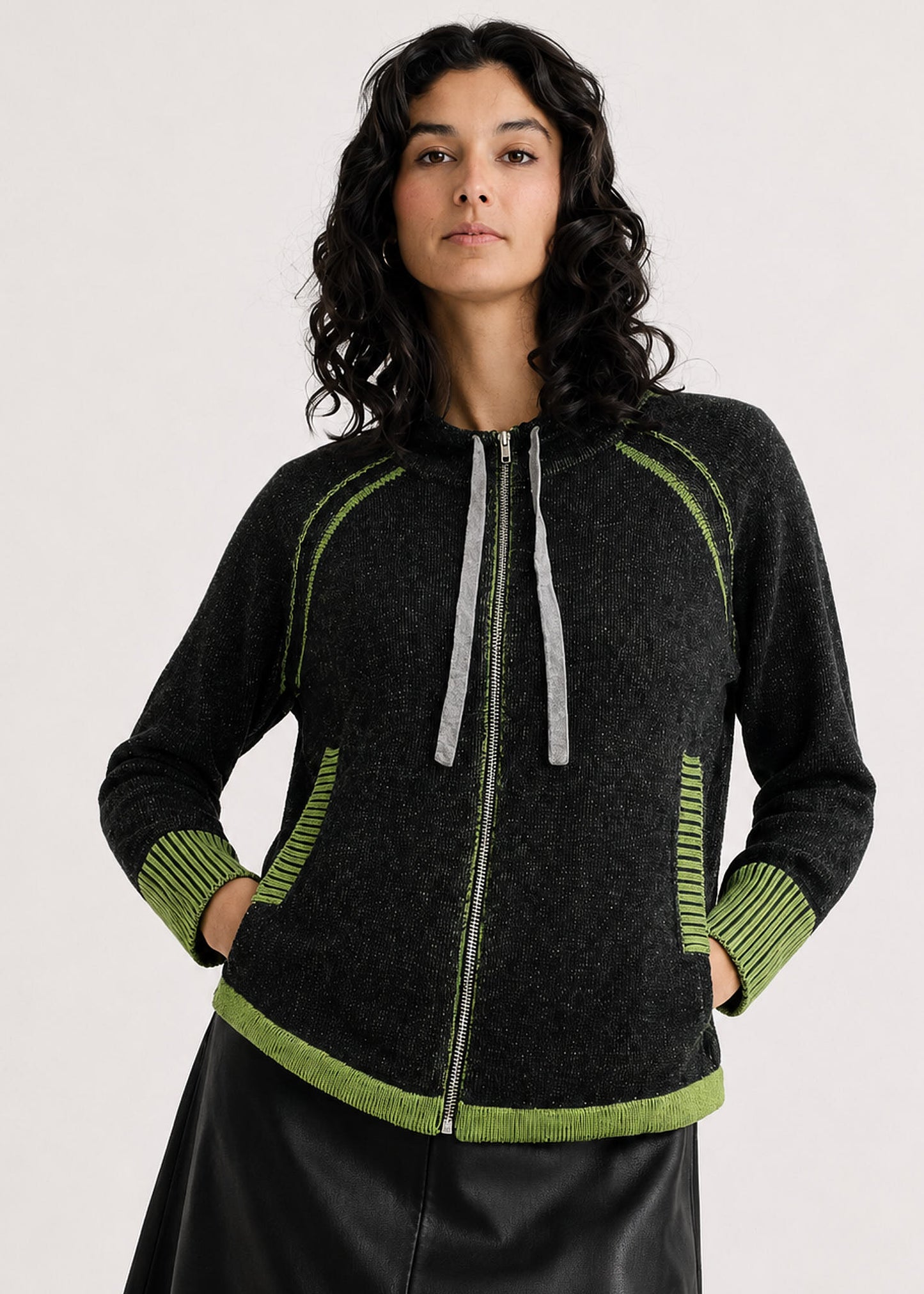 
                  
                    Zaket&Plover |Two Tone Zip up | 8517
                  
                