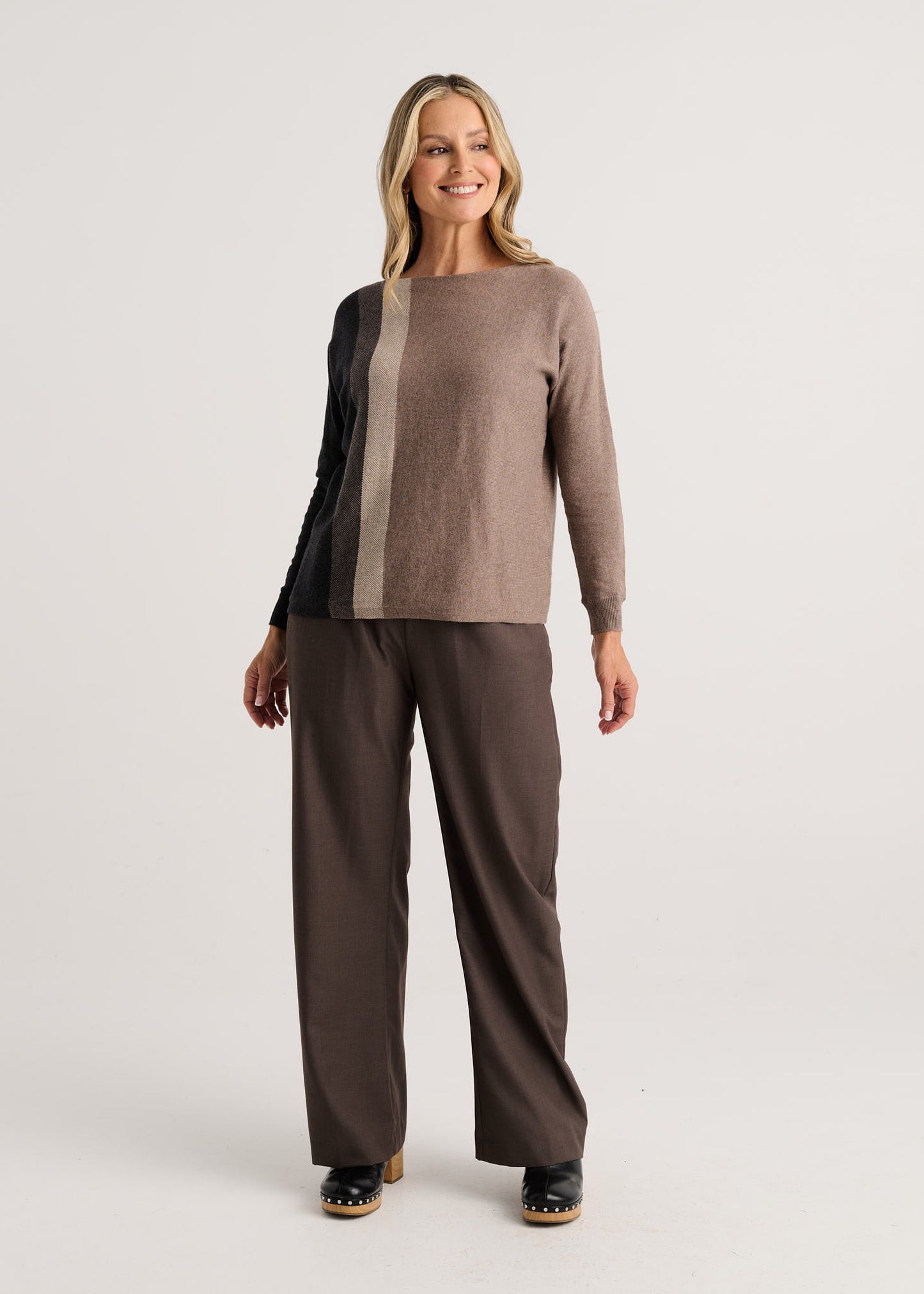 
                  
                    Zaket&Plover | Vertical Line Sweater | 8537
                  
                