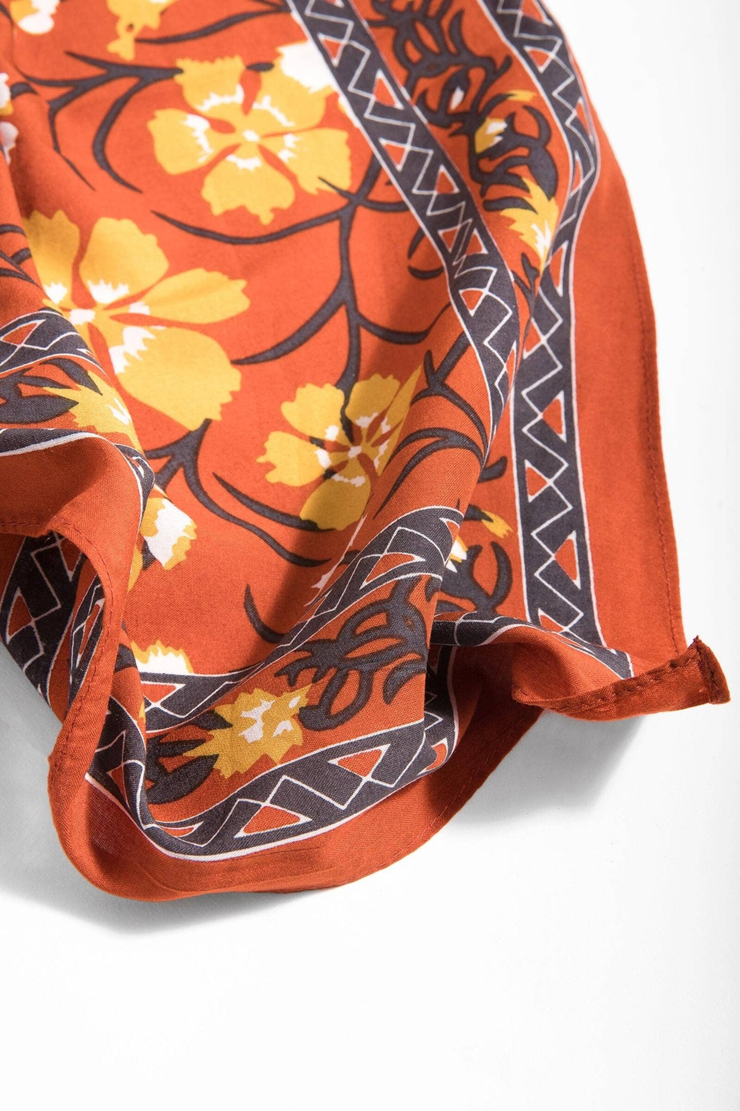 
                  
                    Floral Bandana Versatile : Ivory
                  
                