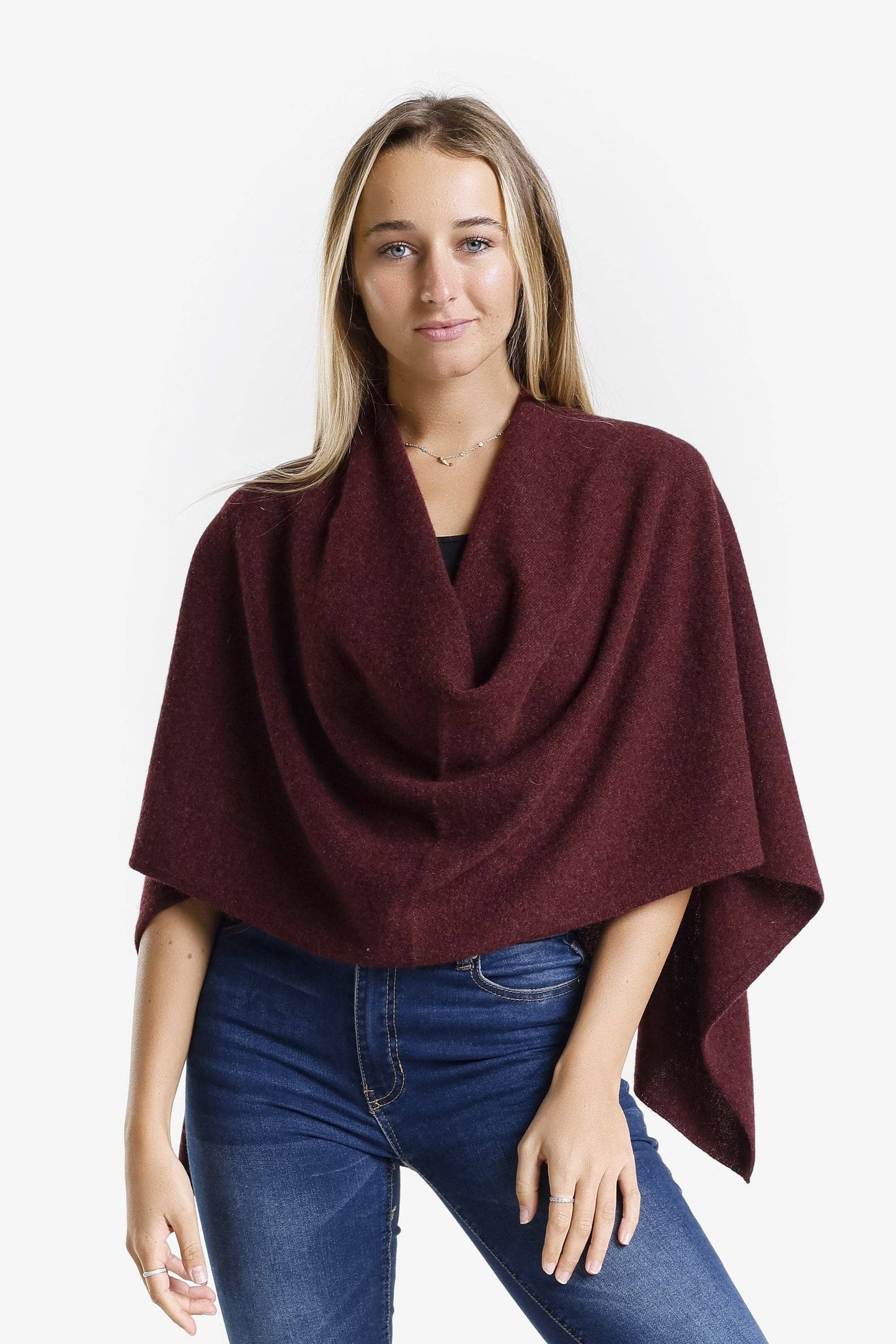 
                  
                    100% Italian Crafted Cashmere Ruana (SWE06): 203 Chocolate / One Size
                  
                