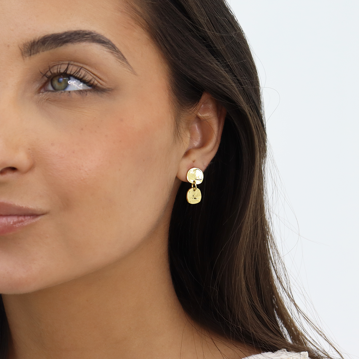 
                  
                    Stylish Medallion Disc Drop Earrings - 24K Gold Plated: Gold
                  
                