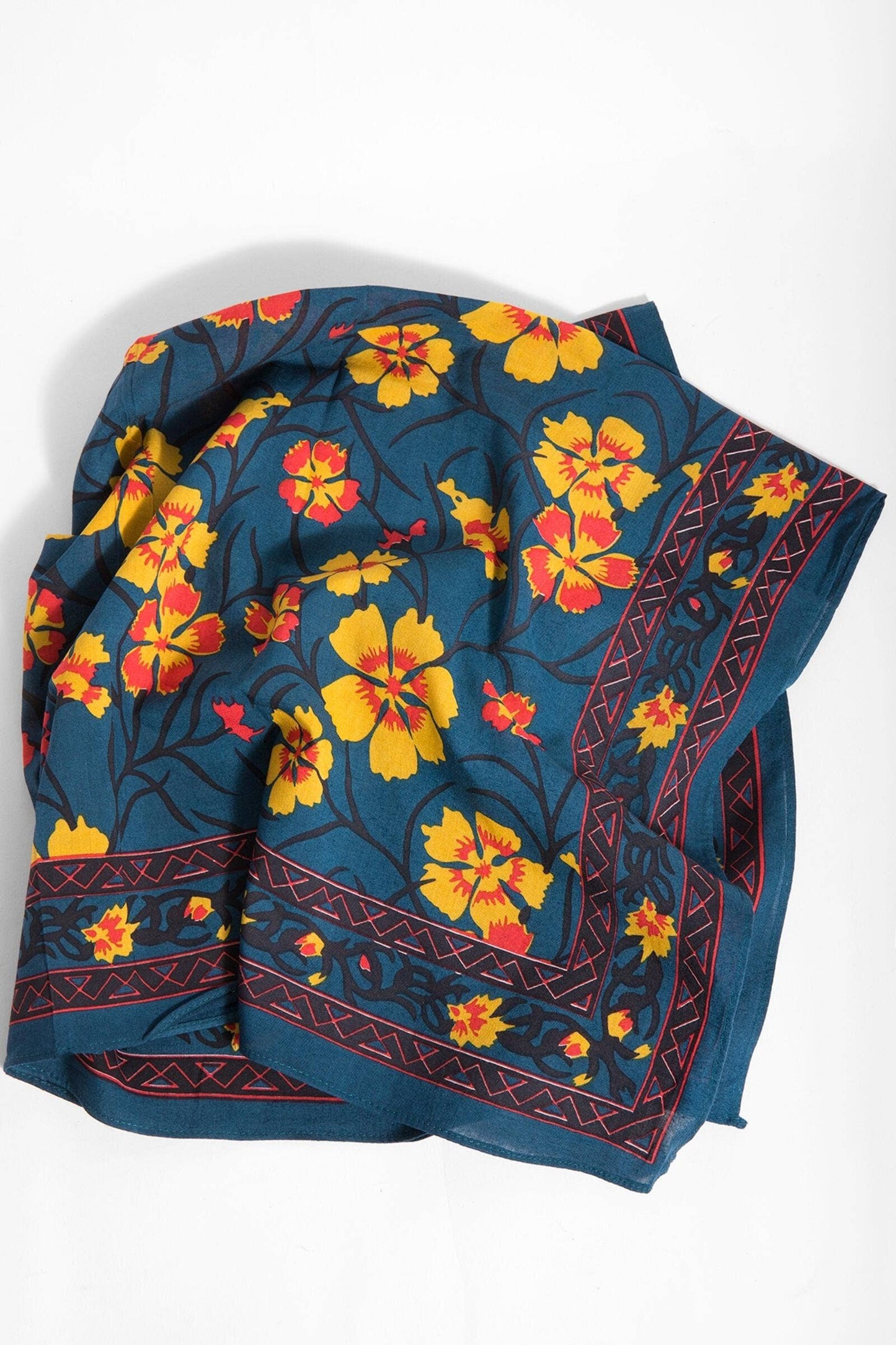 
                  
                    Floral Bandana Versatile : Copper
                  
                