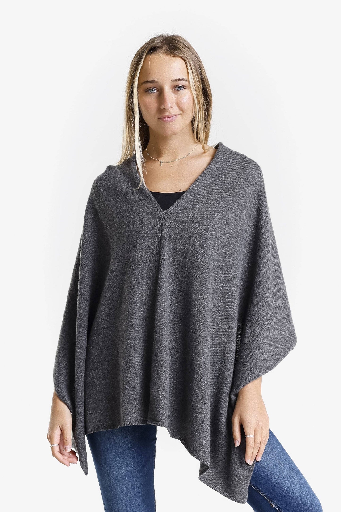 
                  
                    100% Italian Crafted Cashmere Ruana (SWE06): 258 Camel / One Size
                  
                