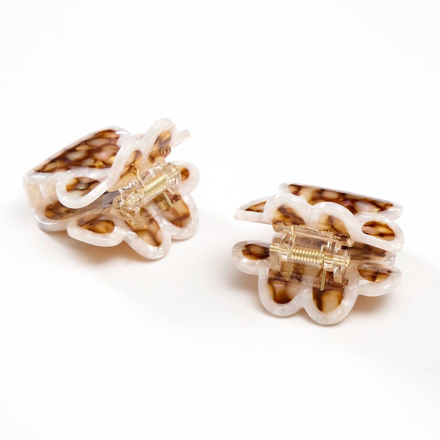 
                  
                    Paw Print Claw Clip - Small
                  
                