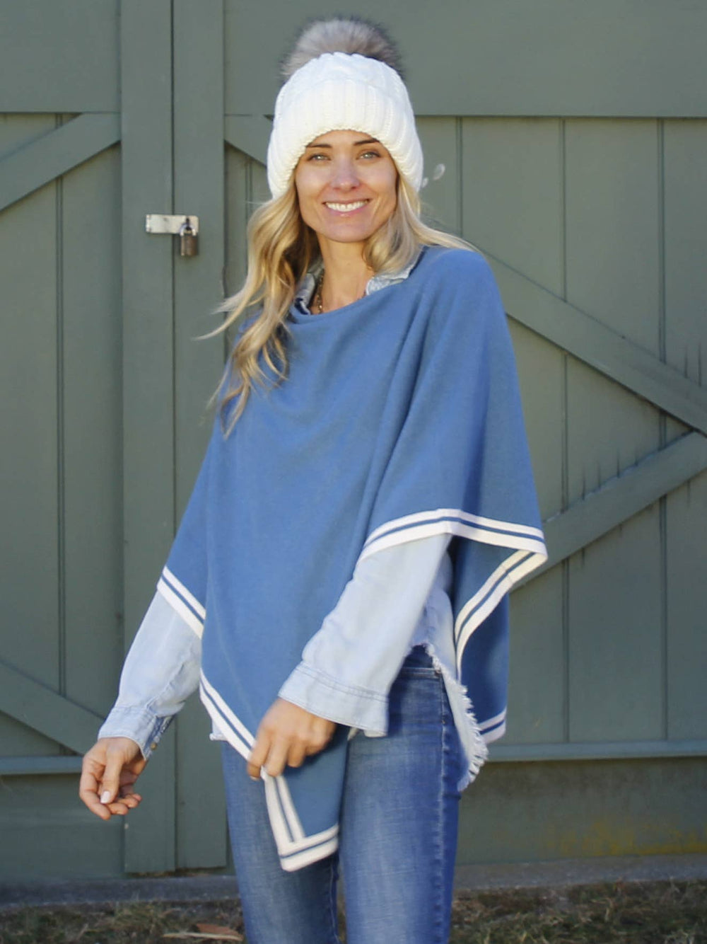 Islefield | Cashmere Poncho | Robin/Ivory
