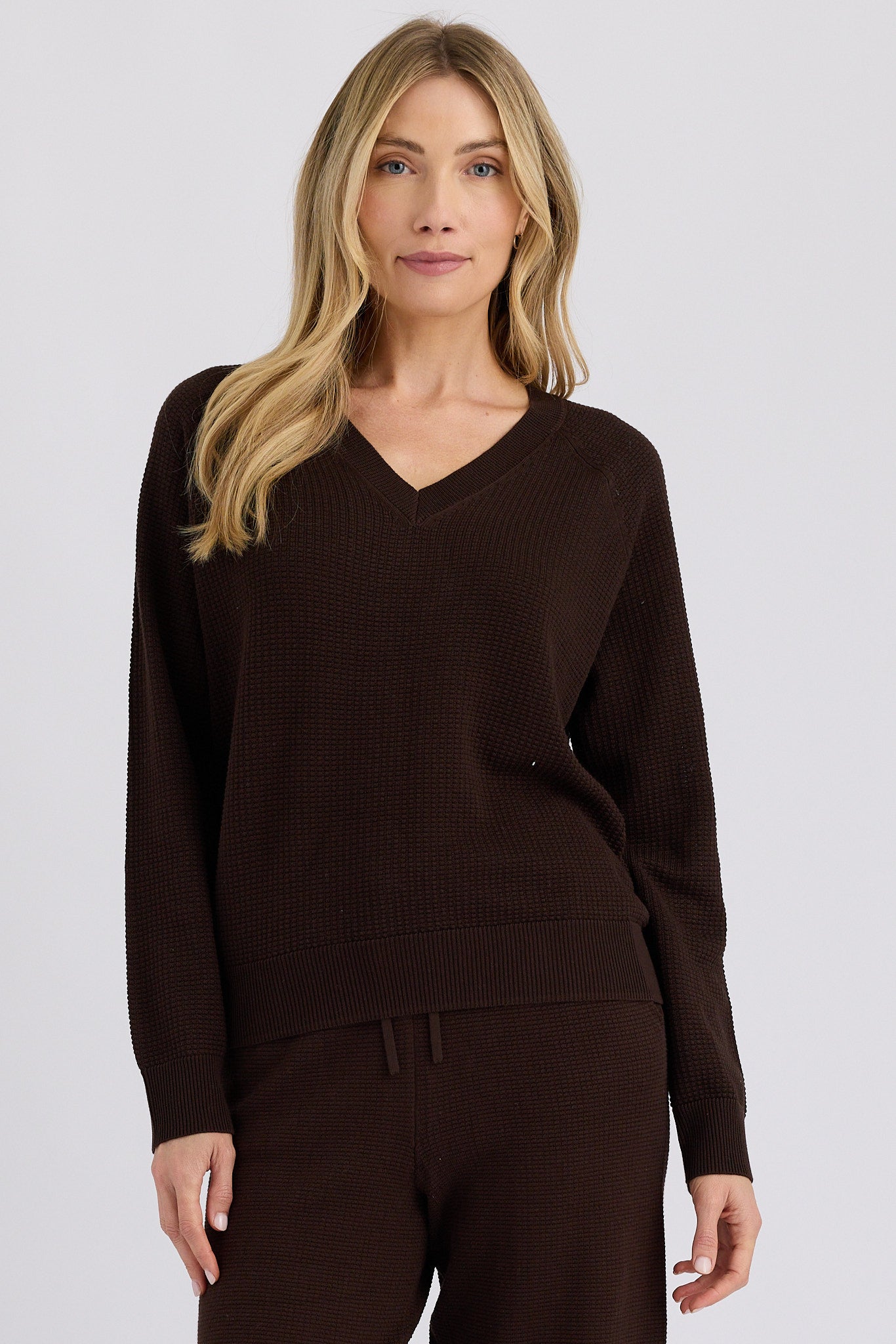 
                  
                    Stitches+Stripes | Devoe V-Neck
                  
                