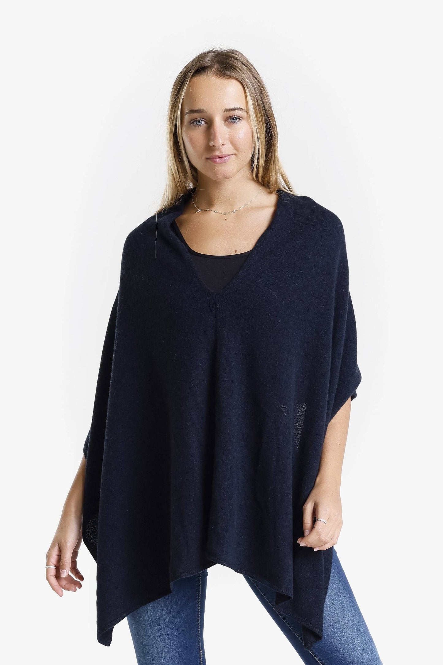 
                  
                    100% Italian Crafted Cashmere Ruana (SWE06): 258 Camel / One Size
                  
                
