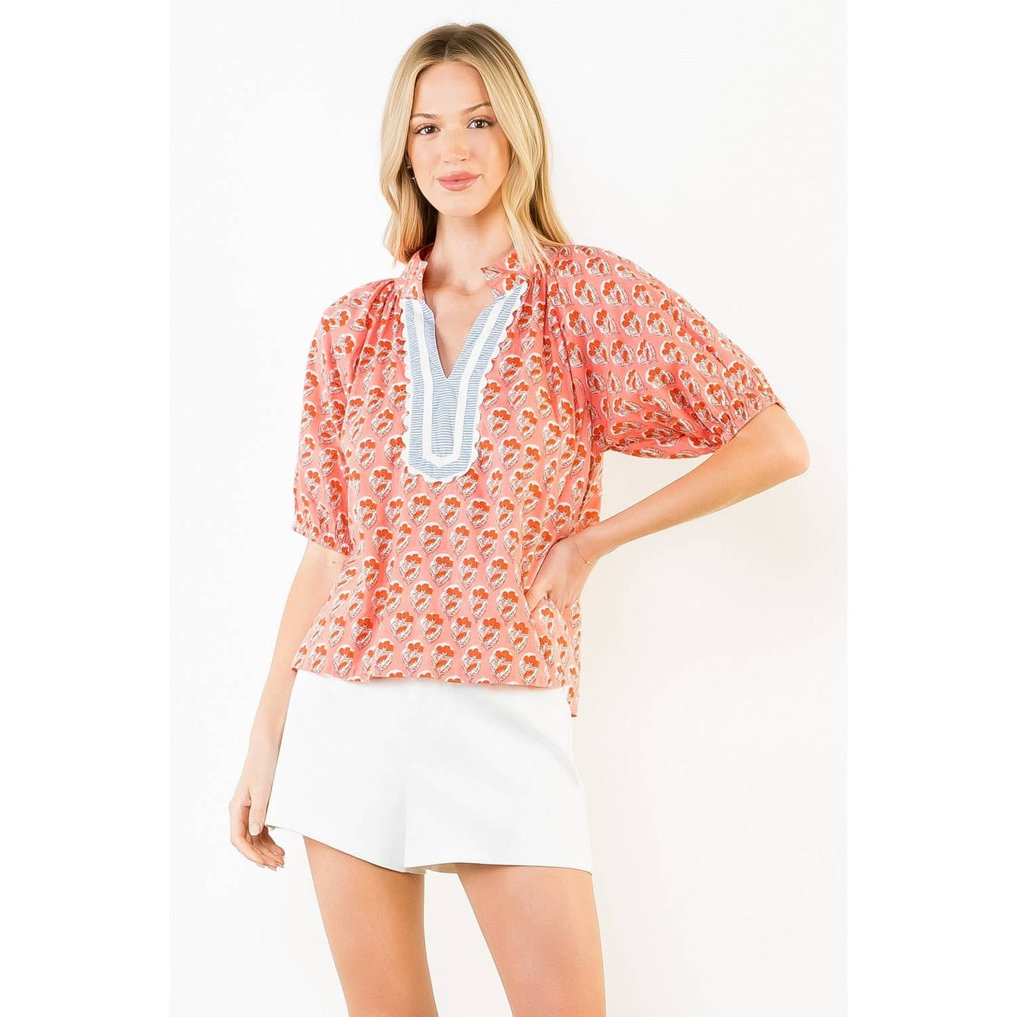 
                  
                    THML | S/S Patterned V-Neck Top | Pink
                  
                