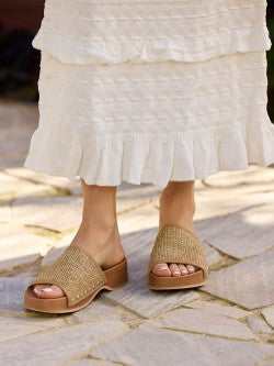 
                  
                    Seychelles | Fantasy Raffia | Tan
                  
                