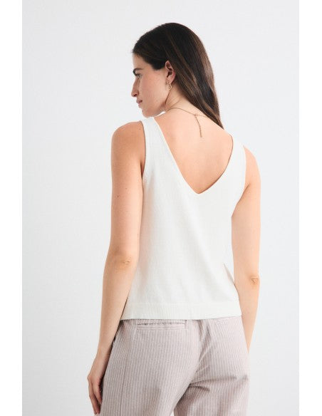 
                  
                    Mus&Bombon | Yakira Top | Ivory
                  
                