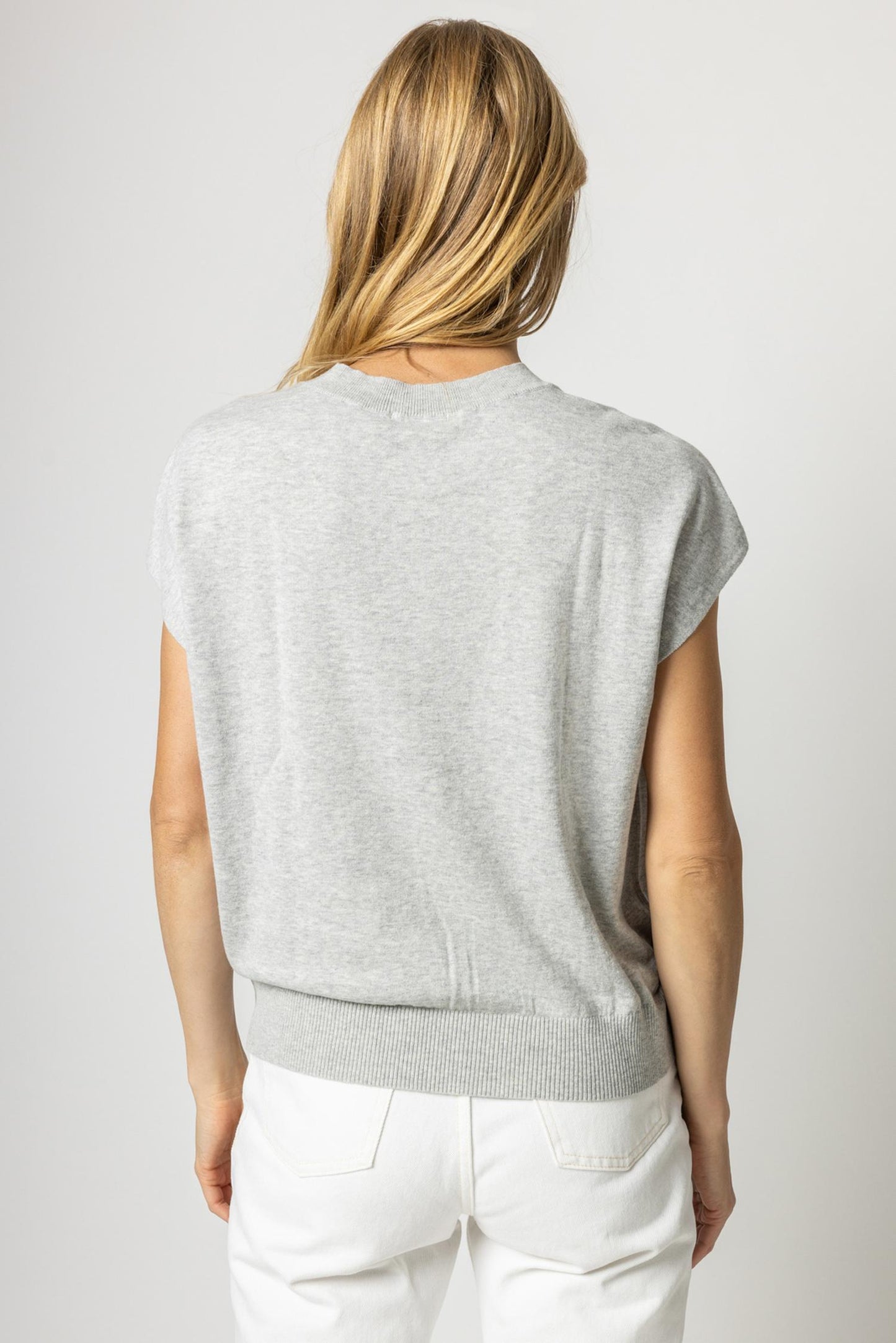 
                  
                    Lilla P | V-neck Pullover sweater
                  
                